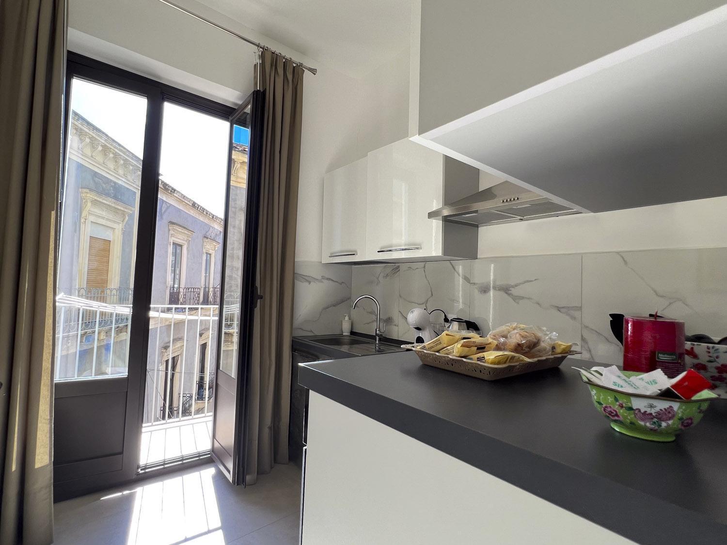 Martiry Suite Apartment คาตาเนีย ภายนอก รูปภาพ