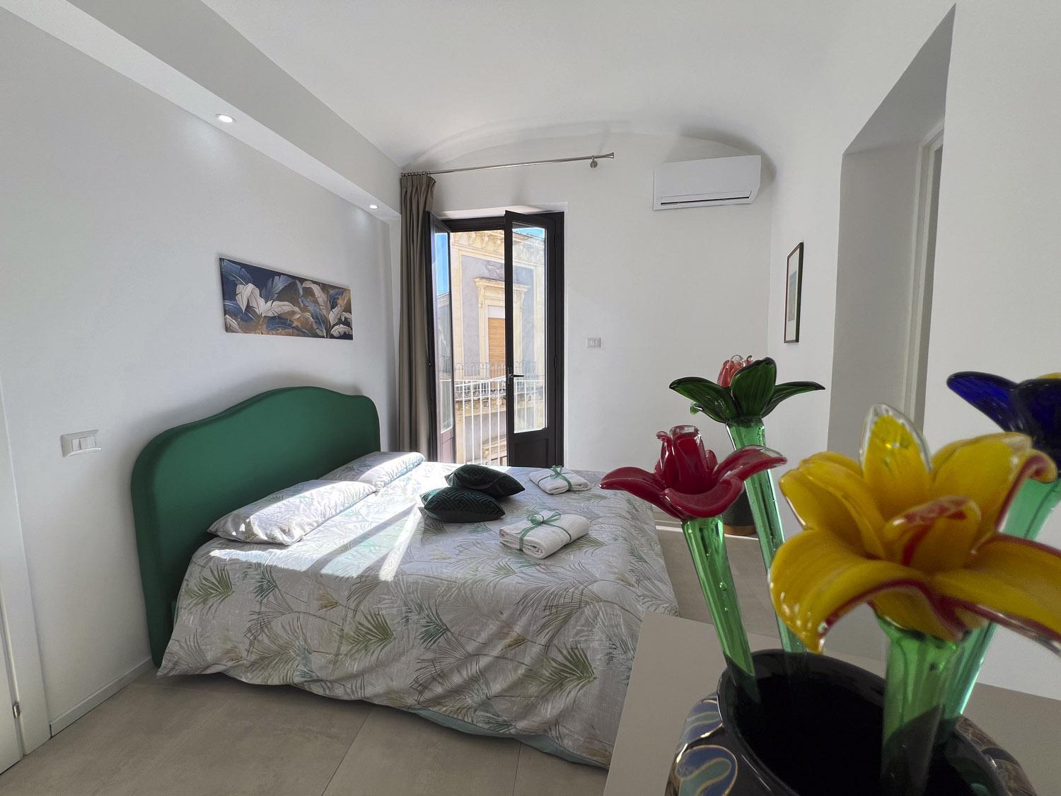 Martiry Suite Apartment คาตาเนีย ภายนอก รูปภาพ